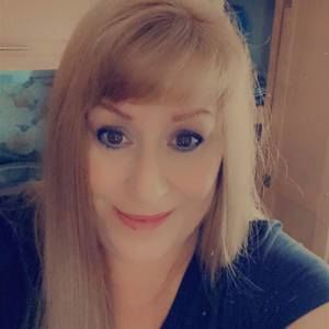 Meet your Posher, Becky